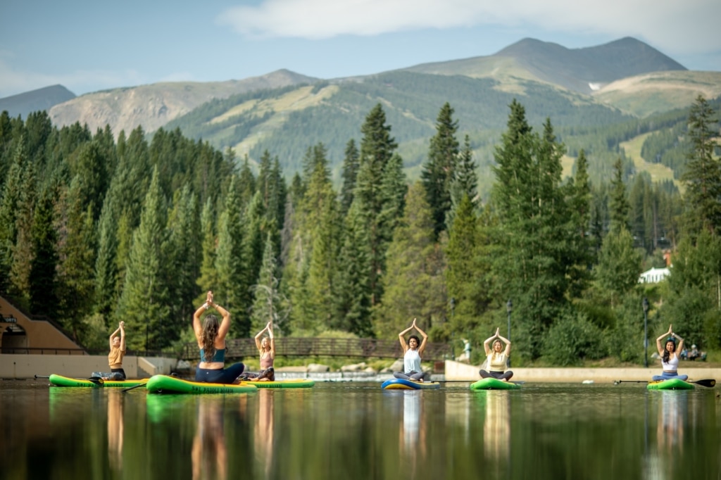 summer paddle board breck
