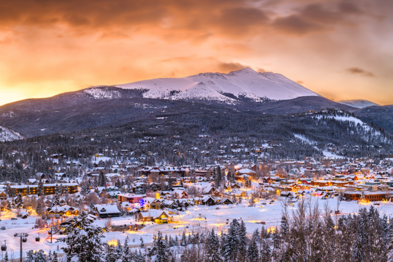 Breckenridge vs Aspen: How To Compare The Two Mountain Towns